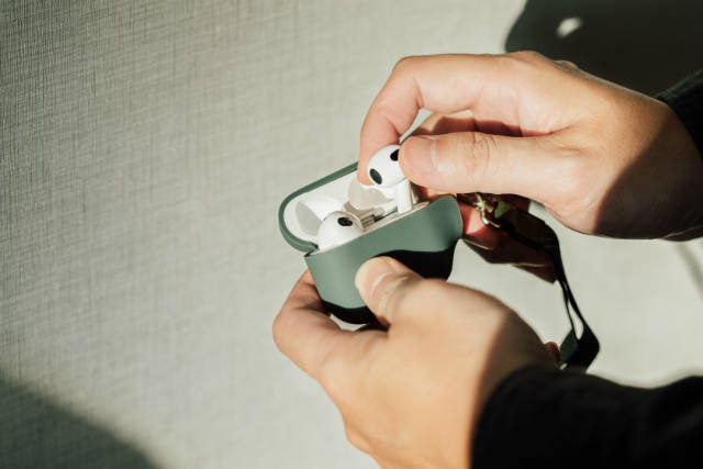 Moshi Pebbo funda AirPods 3ª gen